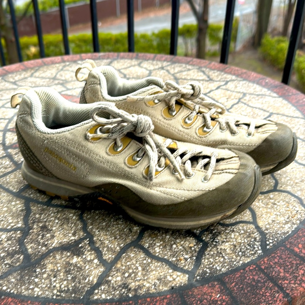 Patagonia Vibram hiking shoes
